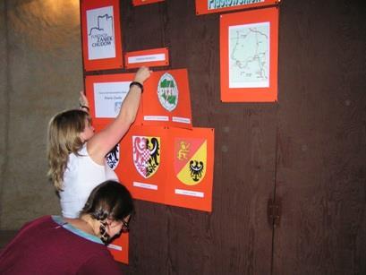 20089 we Wieży Książęcej w Siedlęcinie odbyło się rozstrzygnięcie konkursu fotograficznego Szlak Zamków Piastowskich w obiektywie pod patronatem m.in. Oddziału PTTK Sudety Zachodnie.