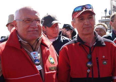 2008 w otwarciu Koordynacyjnego Centrum Edukacji i Promocji Przyrodniczo-Leśnej w Świeradowie Zdroju oraz Leśnego Kompleksu Promocyjnego Sudety Zachodnie uczestniczył A. Mateusiak. 27.07.
