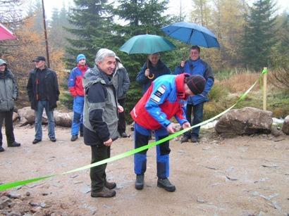 8 Spalona Strażnica (3797 m, koszt 1,3 mln zł) oraz zielony z Karpacza Doliną Pląsawy do Słonecznika (3190 m, koszt 1,1 mln zł). 29.10.