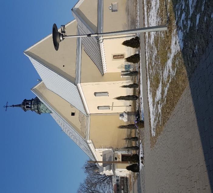 Na wyznaczonym obszarze rewitalizacji zlokalizowane są również obiekty dziedzictwa kulturowego (zabytki wpisany do Rejestru Zabytków Nieruchomych Województwa Świętokrzyskiego) zespół kościoła