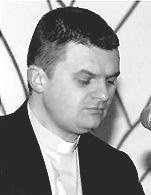 ks. dr Andrzej Kwaśniewski urodził się w 1977 r. w Chmielniku. Pochodzi z parafii Gnojno. W roku 1992 ukończył Szkołę Podstawową w Raczycach. W r. 1996 zdał maturę w Liceum Ogólnokształcącym im.