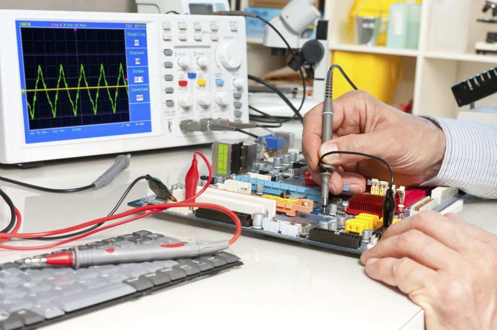 Technik elektronik Zajmuje się instalacją, montażem, konserwacją i naprawą aparatury i urządzeń elektronicznych.