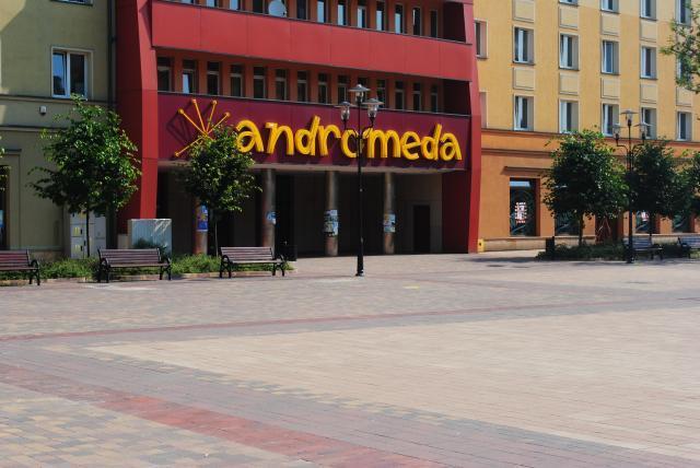 Stan nieruchomo ci przed realizacj inwestycji 45 Po przeprowadzonym w II kwartale 2012 roku post powaniu przetargowym zosta y rozpocz te roboty budowlane.