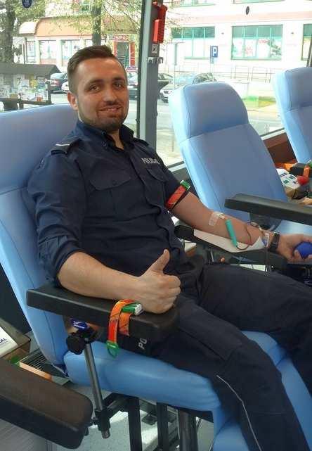 KOMUNIKATOR Mazowieckiego Garnizonu Policji NR 218 21.04.