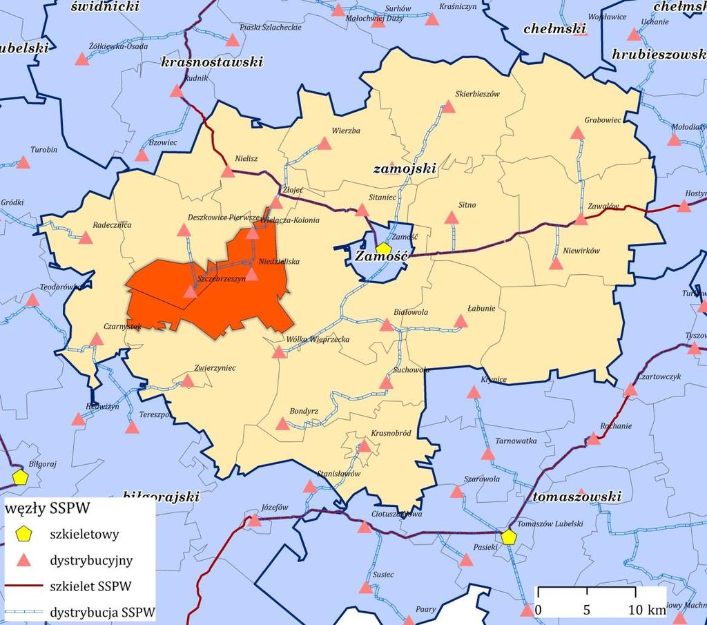 ul. Nadrzecznej 220 w Szczebrzeszynie. Następnie odpady przekazywane są na składowisko w Kolonii Dębowiec, gdzie podlegają składowaniu.