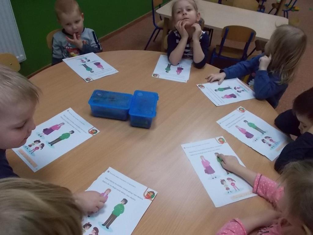 Utrwaliliśmy również pojęcie para. Rozmawialiśmy o naszej rodzinie, a przede wszystkim o naszych babciach i dziadkach.