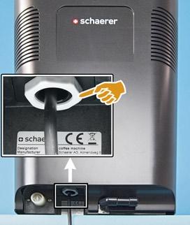 Instalacja i uruchomienie Instalacja Wypakowanie urządzenia Przed rozpoczęciem instalacji uważnie przeczytać rozdziały Ustawienie i Zasilanie elektryczne! Wypakować urządzenie.