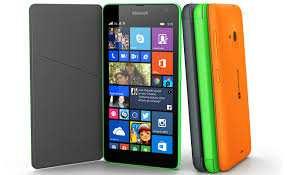 Windows Phone 8, quad-core 1,2GHz Pamięć 8GB/1GB RAM, karta do 128GB 140,2x72,4x8,8mm 146g Aparat 5MPix, autofocus, flesz LED, drugi 5Mp GPRS,EDGE,3G,HSDPA,HSUPA, WiFi, IPS LCD, pojemnościowy, 16mln