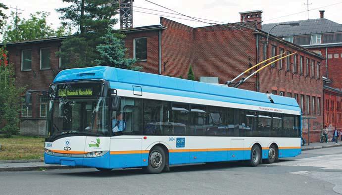 Jeden z czeskich trolejbusów Trollino 15 na ulicach Ostrawy Komorowskiego.