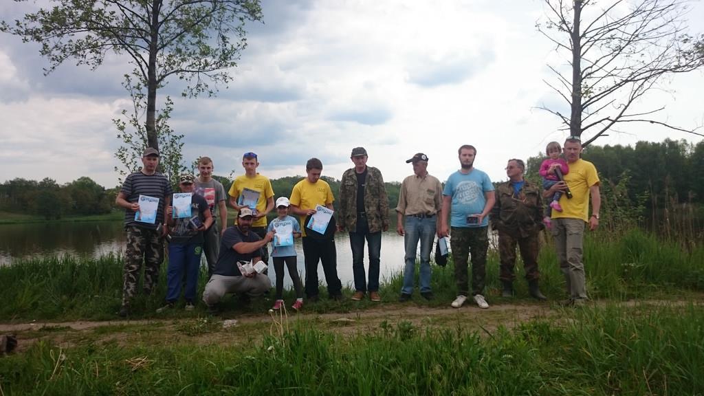 Zawody spławikowe o Mistrzostwo Koła 22.05.2016 r. W Spławikowych Mistrzostwach Koła, które odbyły się w dniu 22.05.2016r. wzięło udział 13 zawodników.