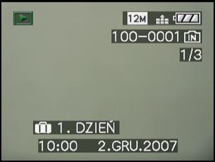 Zapisywanie daty zrobienia zdjęcia W przypadku wcześniejszego ustawienia daty wyjazdu, liczba dni od daty wyjazdu (określenie dnia wakacji) zapisywana jest podczas robienia zdjęcia.