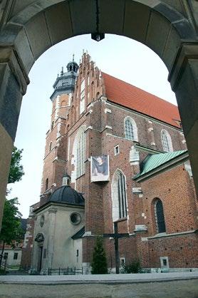 Franciszek Macharski wypowiedział się o legalności kultu oddawanego Stanisławowi Kazimierczykowi. Kanonik został ogłoszony błogosławionym na podstawie dekretu papieża Urbana VIII wydanego w 1634 roku.