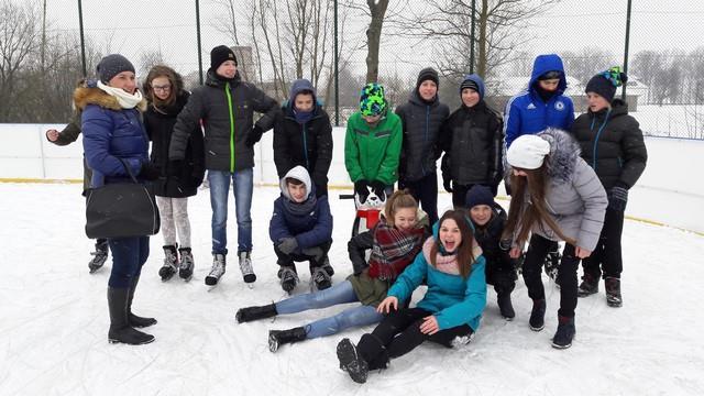 Uczniowie mogli nie tylko wysłuchać informacji na temat etapów edukacyjnych związanych z karierą zawodów prawniczych, ale również poszerzyli swoją wiedzę dotyczącą zachowania bezpieczeństwa w