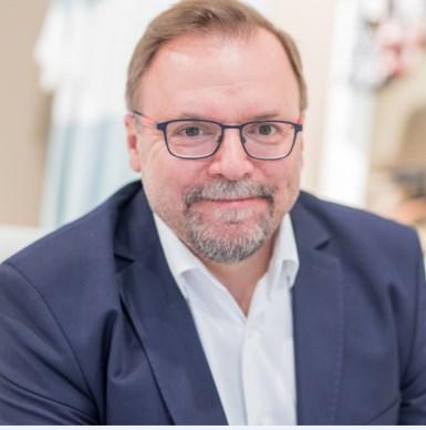 JAK WYKORZYSTAĆ NDANIA MARKETINGOWE I NOWE POMYSŁY NA VM, BY DOPASOWAĆ WYGLĄD CENTRUM HANDLOWEGO DO CZEKIWAĆ KLIENTÓW?