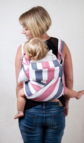 The way in which we put the baby on the back usually depends on the child s age but it is also determined by the parent s