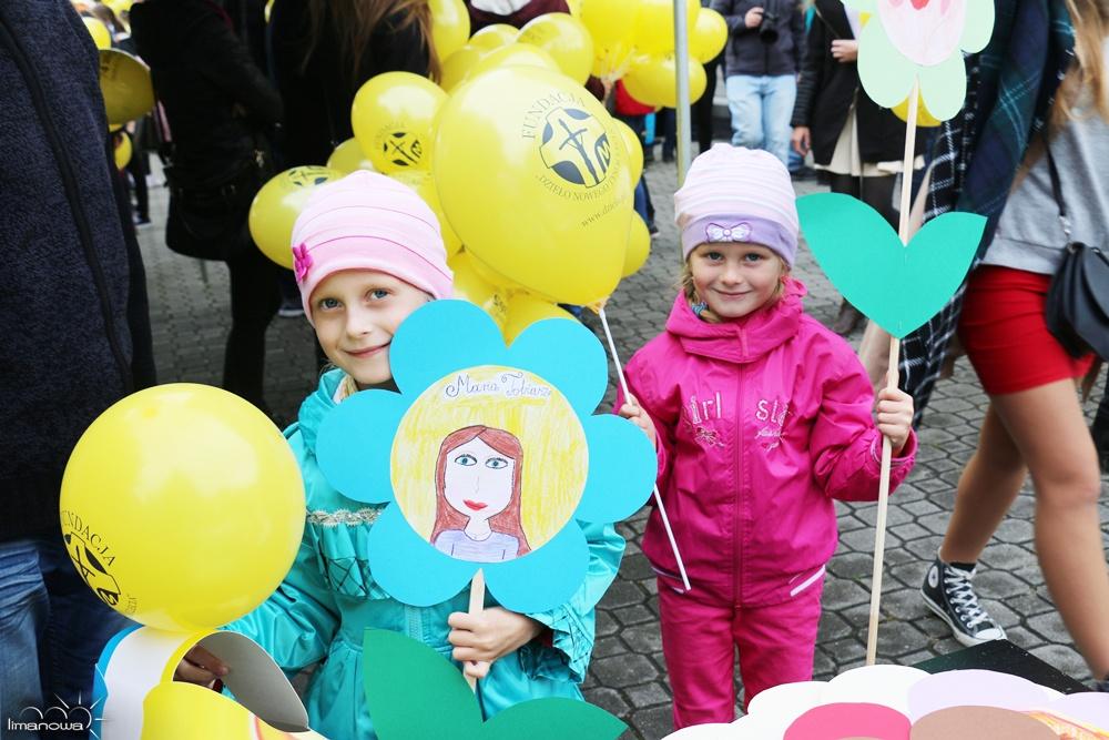 Po uroczystej Mszy Świętej w Limanowskiej Bazylice, którą celebrował Ksiądz