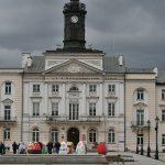 Właściwie każda osoba, którą spotkaliśmy podczas spaceru po Starówce, trzymała w