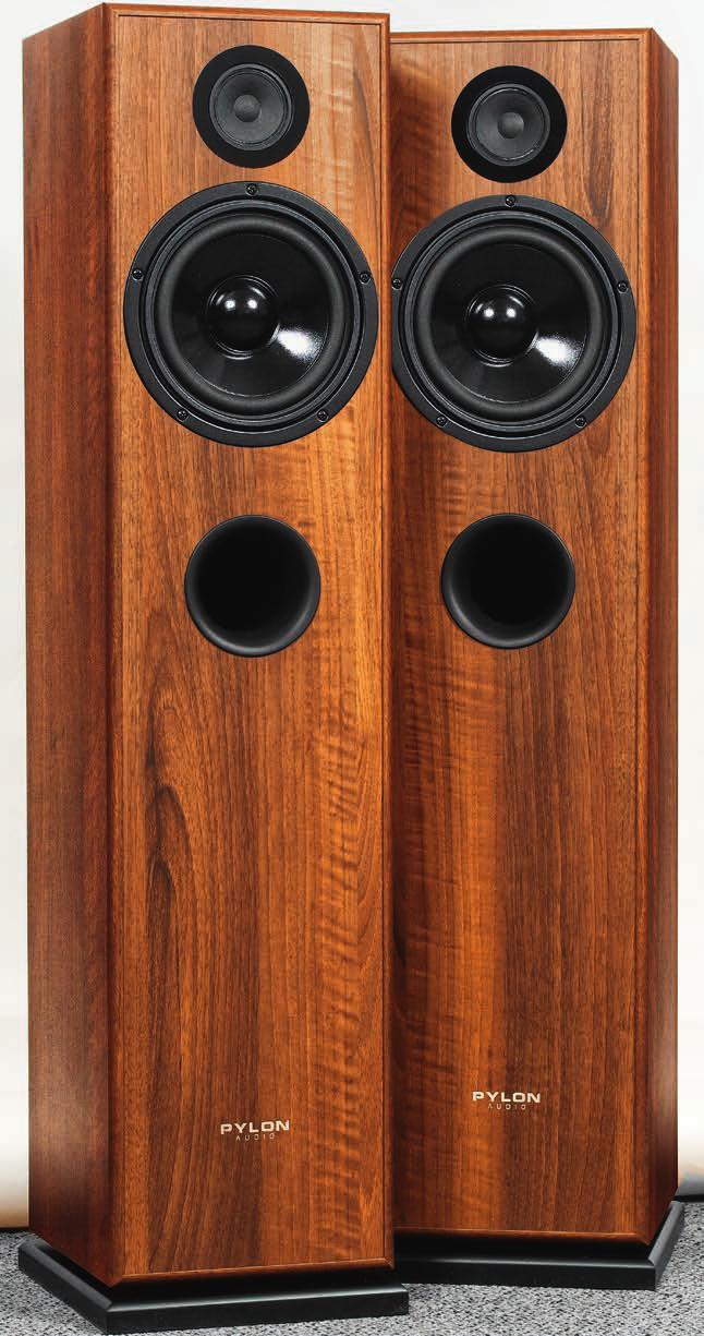 HI-FI Zespoły głośnikowe 1700 2000 zł TEST Pylon TOPAZ 20 Kolumny Topaz przedstawię z wyjątkową przyjemnością. Wiedziałem to, zanim je usłyszałem, ale już zapoznałem się z ich konstrukcją.