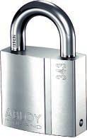 combination may be necessary. Equipped with hardened boron steel shackle, diameter 10 mm.
