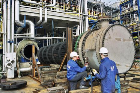 sterownika wykonanego w technologii analogowej lub cyfrowej. Połączenia śrubowe sprężane odgrywają bardzo dużą rolę we współczesnym budownictwie i przemyśle.