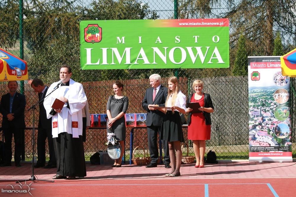 Ksiądz mgr Tadeusz Śmierciak Proboszcz Parafii Św.