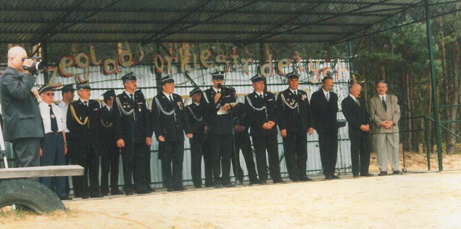 24 Kronika Zarządu Oddziału Gminnego Związku Ochotniczej Straży Pożarnej w Lelowie We wrześniu Zarząd Oddziału Gminnego ZOSP RP w Lelowie zorganizował szkolenie w zakresie łączności bezprzewodowej