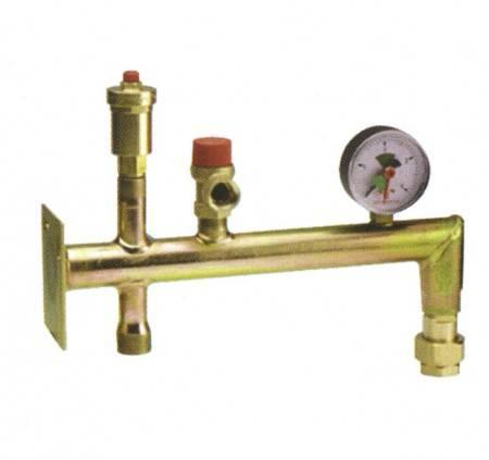 1555 Maksymalna temperatura 160 o C 1555123460 ½ x ¾ 6,0bar 41,43zł 1 100 1555123480 ½ x ¾ 8,0bar 41,43zł 1 100 Zawór bezpieczeństwa nakrętno nakrętny Maksymalna