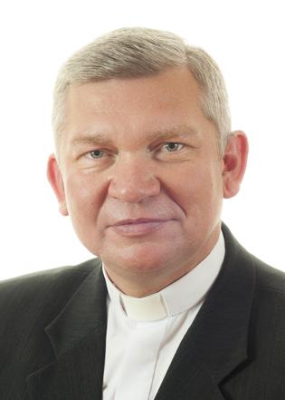 Proboszcz: Ireneusz Kalf. Urodzony 7 czerca 1967 Na ydziale Teologicznym Katolickiego Uniersytetu Lubelskiego uzyskuje 17 marca 1992 tytuł magistra teologii.