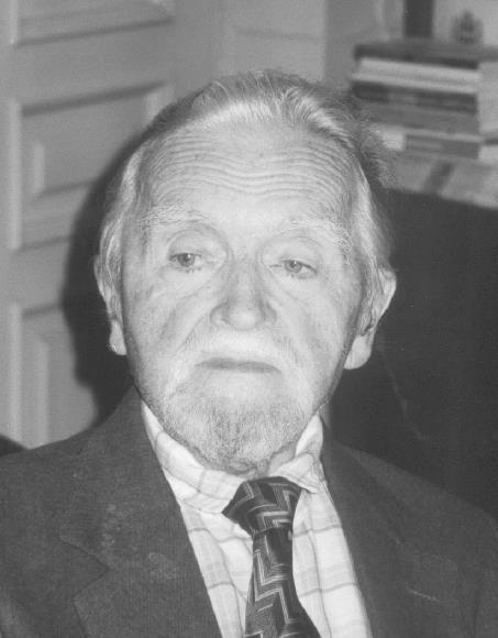 doc. dr inż. Jerzy Banaś Wspomnienie o ostatnich seniorach przedwojennego KTT W ciągu kilkunastu miesięcy, należących do lat 2003 2004, odeszło od nas czterech Członków Honorowych Towarzystwa.