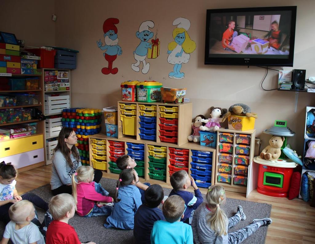 FILMY EDUKACYJNE www.odpakowani.