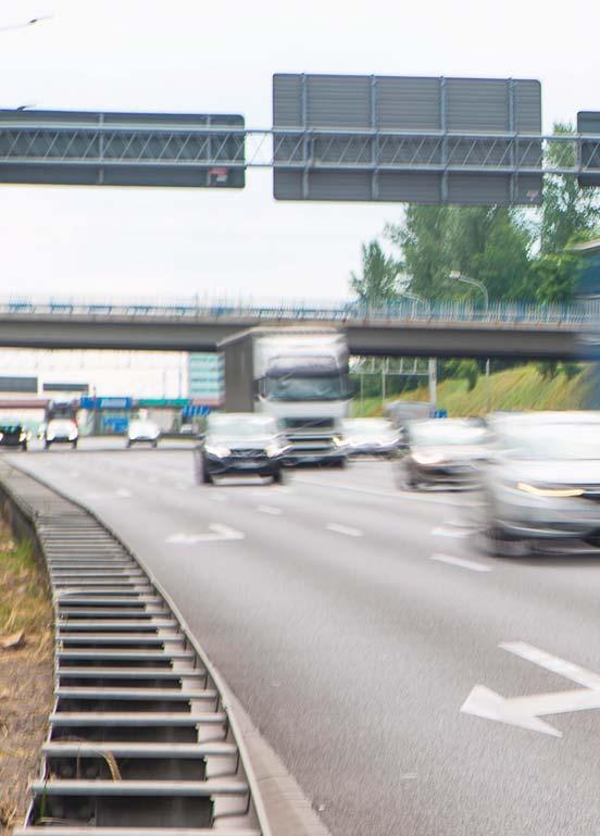 Koncepcja planowania zrównoważonej mobilności ma zmierzać do zmniejszenia zużycia energii oraz poprawienia wskaźników środowiskowych w miastach, poprzez efektywniejsze wykorzystanie istniejącej