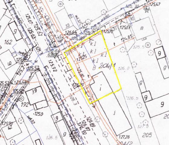 ZABUDOWA Kształt działki przybliżony do prostokąta, tren płaski.