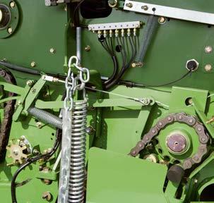 Mechanizm owijania znajduje się w obszarze widocznym przez operatora, dzięki czemu można go