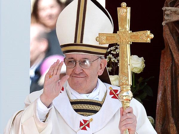 Page 10 Drodzy Bracia i Siostry, Katechezy Papieża Franciszka S. H P Pewnego dnia Jezus zbliżając się do Jerycha, dokonał cudu przywrócenia wzroku niewidomemu żebrującemu przy drodze (por.