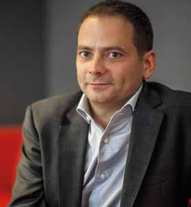 ZARZĄD Poznaj nasz Zarząd SALVADOR GARCIA PREZES I WSPÓŁZAŁOŻYCIEL JUAN LOBATO DYREKTOR I WSPÓŁZAŁOŻYCIEL ANDRAS MECSER CHIEF FINANCIAL OFFICER Wiedza i energia Salvadora w znacznym stopniu