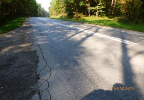 Pomierzone łatą 4-metrową i klinem zgodnie z BN-68/8931-04 maksymalne