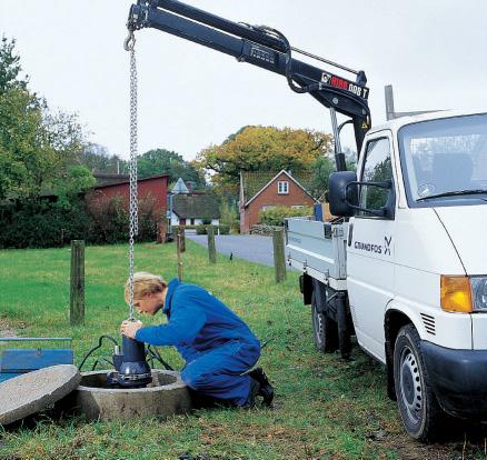 Specjalnie zaprojektowany uchwyt ułatwia podnoszenie i transport pomp, niezależnie od zastosowania.