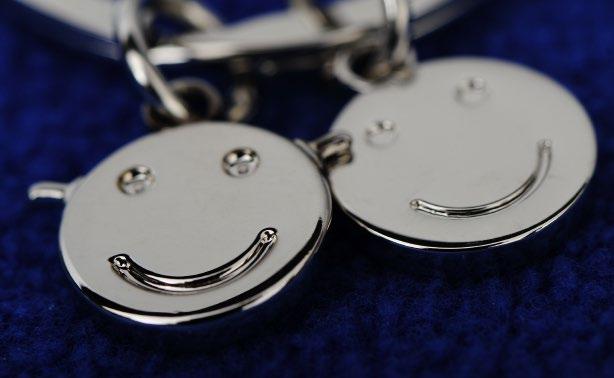 2 95 2 95 R73266 Metalowy brelok Ladies R73265