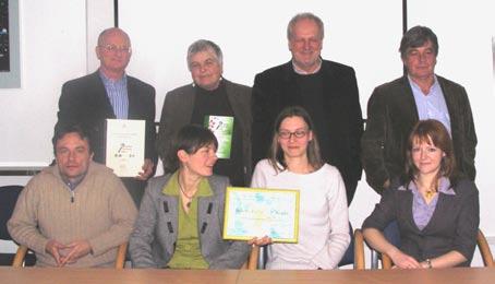Rada programowa Szkoły Festiwalu Nauki. Od lewej stoją: J. Kuźnicki, M. Fikus, J. Duszyński, P. Jończyk, M. Wiśniewski wraz z koordynatorkami SFN: A. Chołuj, J. Lilpop i M. Badurek.