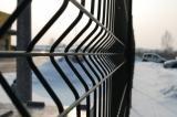 Ogrodzenia panelowe Ogrodzenie panelowe wykonywane jest z najwyższej jakości stali, pokrywane doskonałą wysokotechnologiczną powłoką