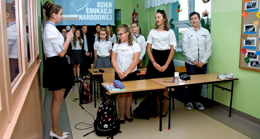 Dziennik Łódzki Numer 1 11/2017 Strona 4 Źródło: Internet DZIEŃ EDUKACJI NARODOWEJ... Dnia 14 października wszyscy nauczyciele i szkoły świętują. W tym roku ten dzień wypadł akurat w sobotę.