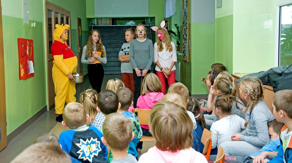 Dziennik Łódzki Numer 1 11/2017 Strona 5 Happening klasy VII.