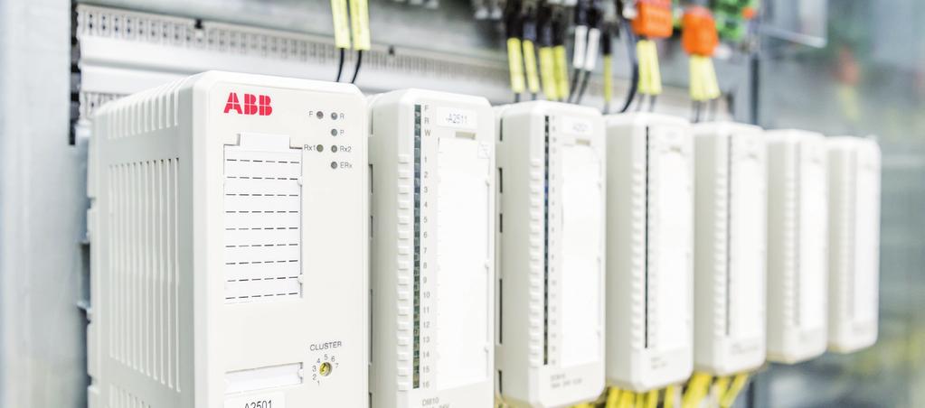 ACS5000 Elastyczna integracja systemu napędu Indywidualne rozwiązania umożliwiają płynną integrację napędu w każdym środowisku przemysłowym.