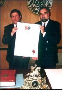 26-29 września 2002 roku podpisanie umowy partnerskiej pomiędzy Nysą a Ingelheim.