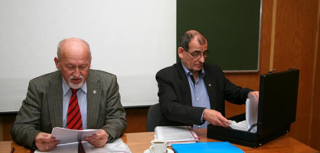 Prezentacja obchodów jubileuszu siedemdziesięciolecia na zebraniu Zarządu Głównego SGP Prezes Bolesław Krystowczyk poinformował, że podczas zebrania Zarządu Głównego Stowarzyszenia Geodetów Polskich,