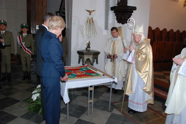 oraz Centrum Szkolenia Straży Granicznej. Wśród wyróżnionych znaleźli się m.in.