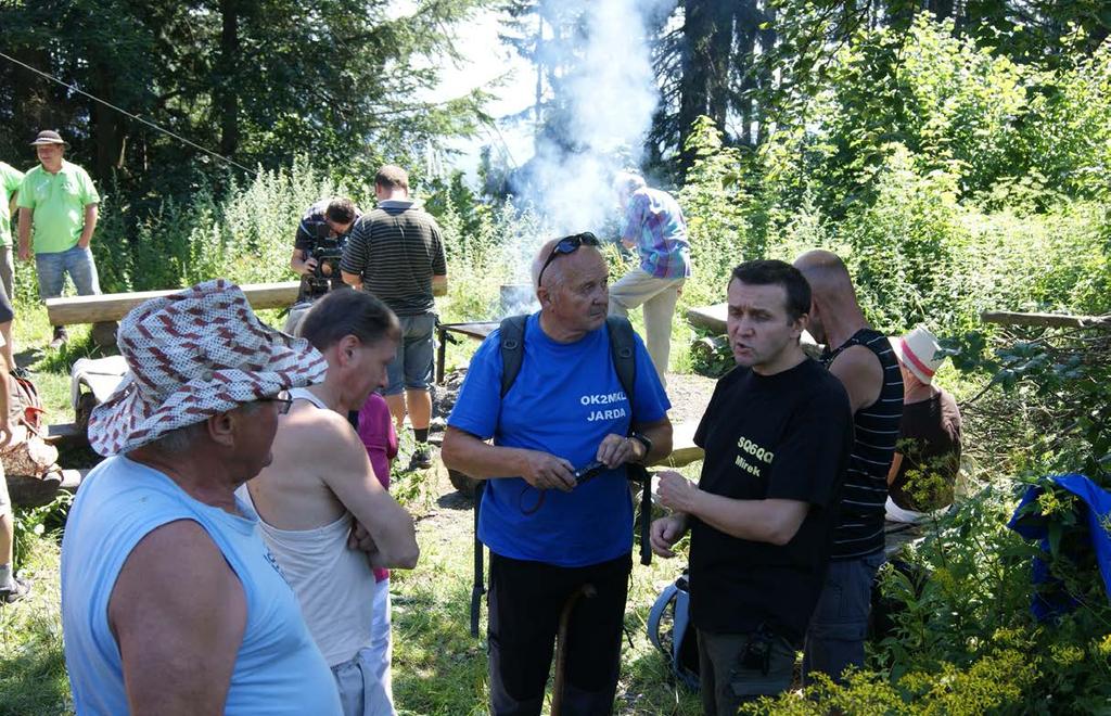 SIERPNIOWE SPOTKANIE NA BISKUPIEJ KOPIE Kontynuując tradycję spotkań, której początki sięgają 1984 r. w pierwszą sobotę sierpnia krótkofalowcy już po raz 33 spotkali się na Biskupiej Kopie.