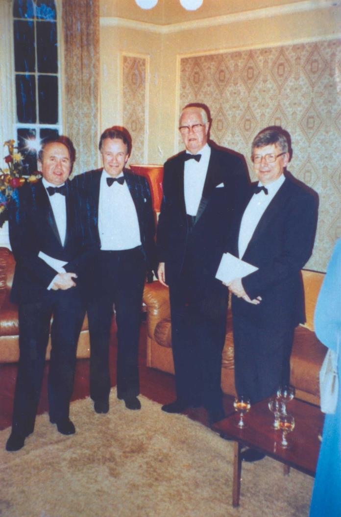 Kembłowski oraz laureat Nagrody Nobla lord