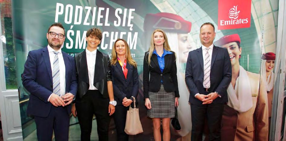 POLSKA ŚWIAT Efektywni każdego dnia DHL Global Forwarding znów w gronie liderów Rankingu Firm TSL oraz z wyróżnieniem