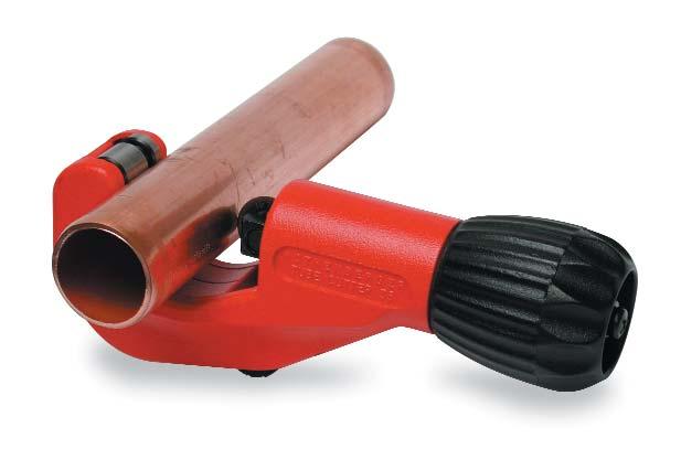 Obcinanie rur Obcinak Tube Cuter 35 / 42 Pro Przeznaczony do cięcia rur miedzianych, mosiężnych, aluminiowych, stalowych ze stali stopowej i rur wielowarstwowych MSR.